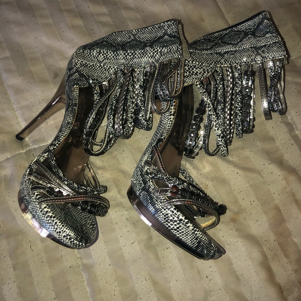 Snakeskin pumps